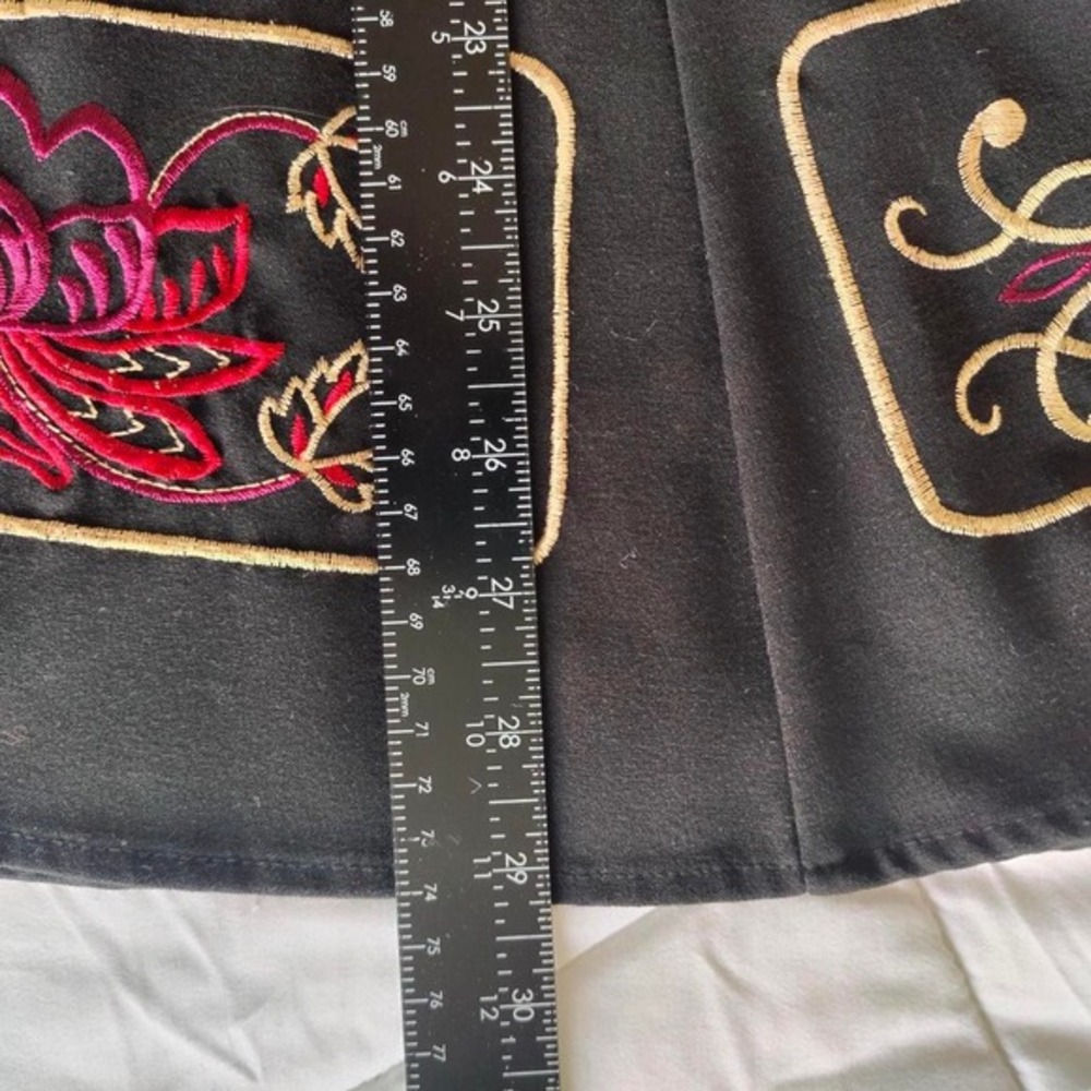 Vintage y2k Bohemian Ornamental Embroidered Panel Midi Skirt Stretch Black Sz 14 - Picture 8 of 8